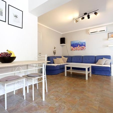 Apartman Don Pag Town Exterior photo